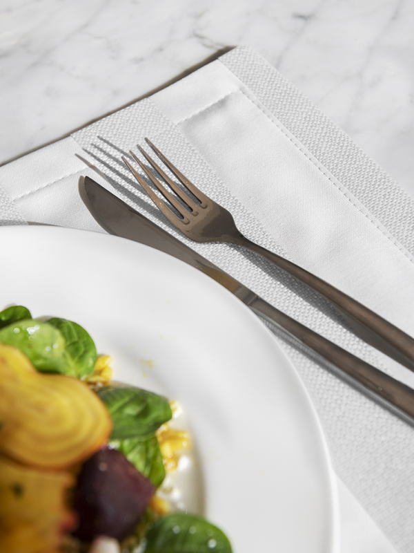 WHITE COLLECTION_WIDE STRIPE_PLACEMAT